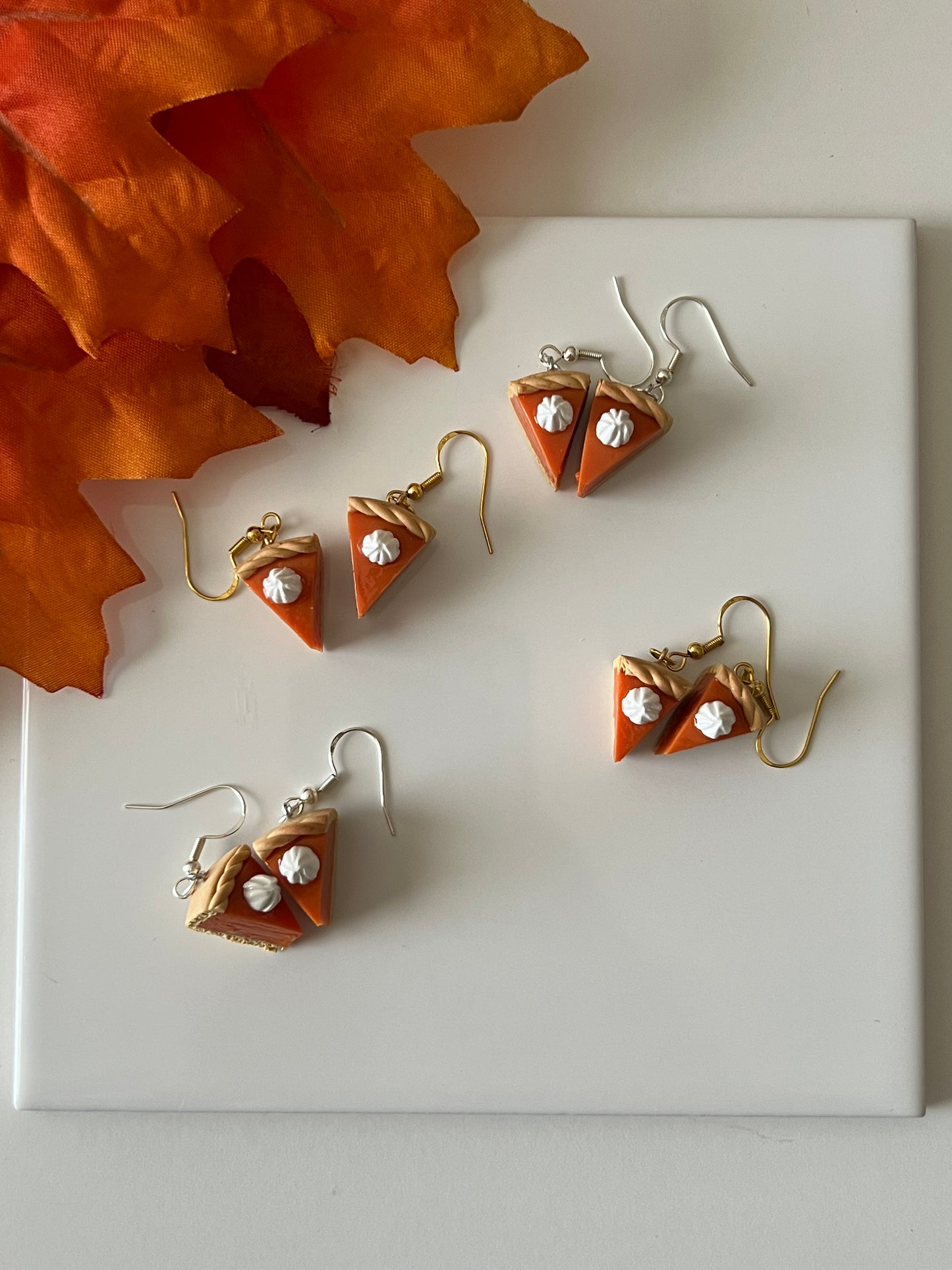 Pumpkin pie earrings